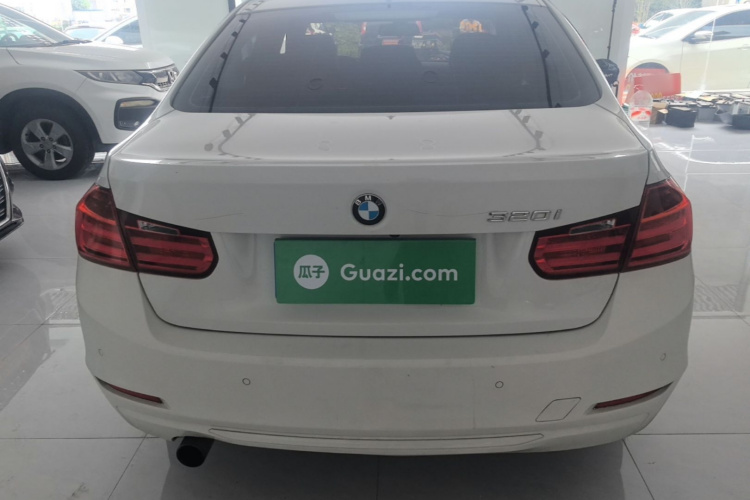 BMW 3 Series 2015 car image #6