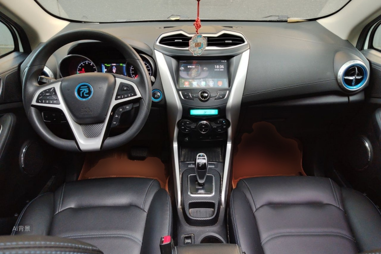 BYD Yuan New Energy 2018 #11 BYD Yuan New Energy 2018 car image #11