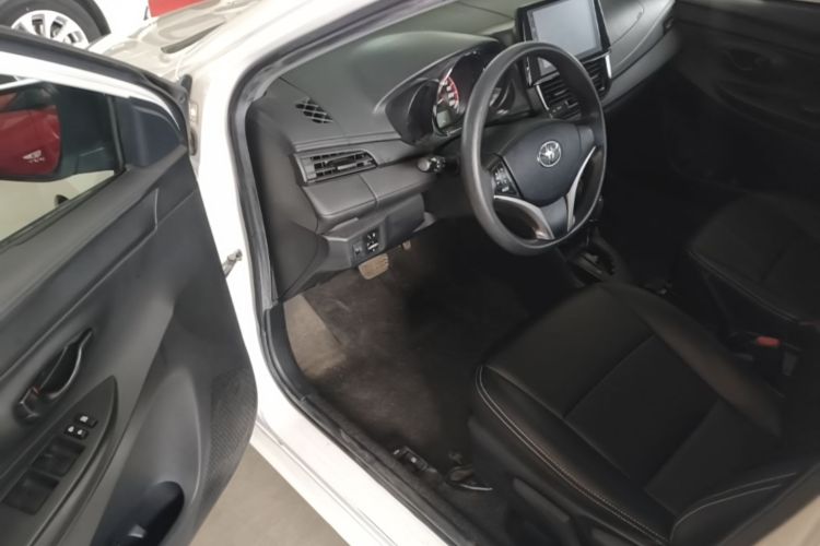 Toyota Vios 2021 car image #12