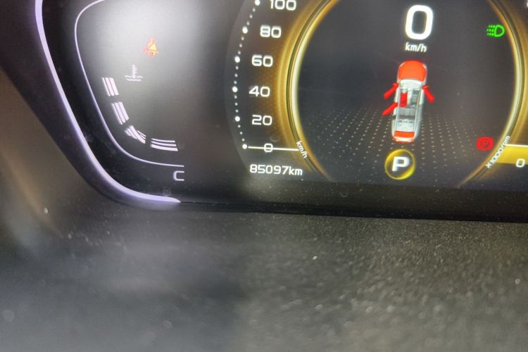 GEELY Binray 2019 car image #10
