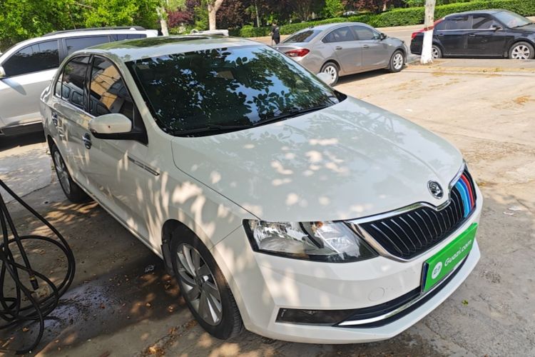 Skoda Rapid 2018 #4 Skoda Rapid 2018 image de voiture #4