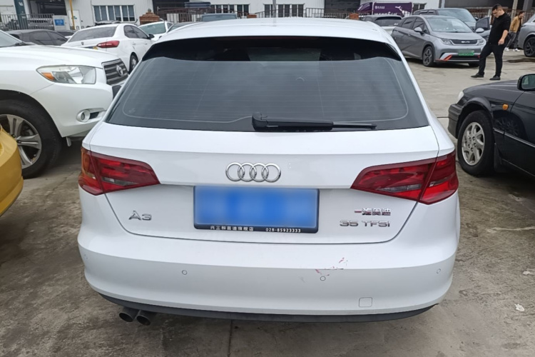 Audi A3 2017 car image #6