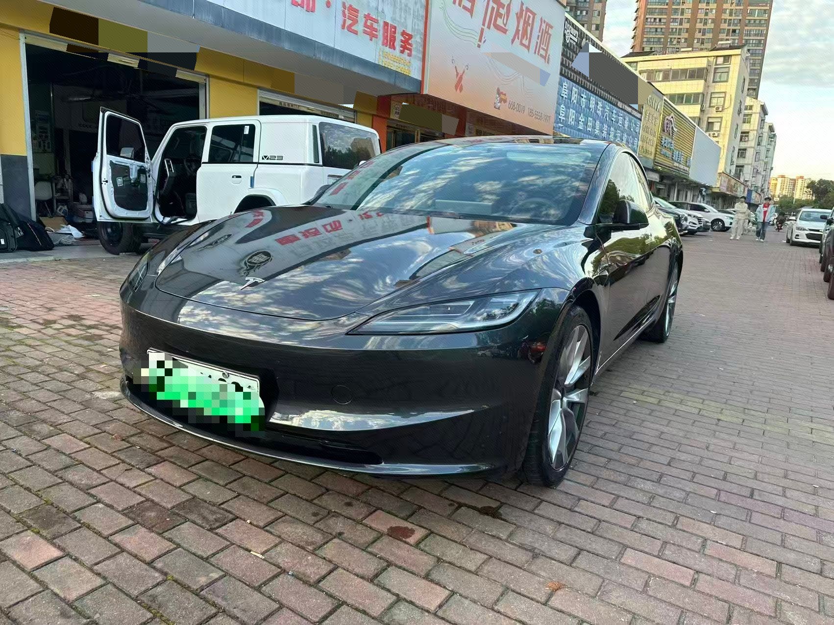 Tesla Model 3 2025 car image 