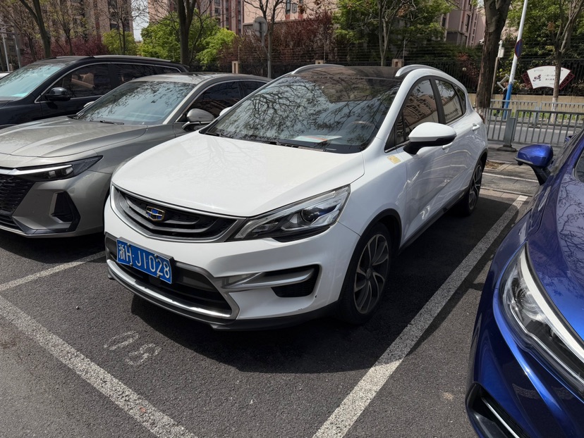 GEELY Emgrand GS 2017 car image #2
