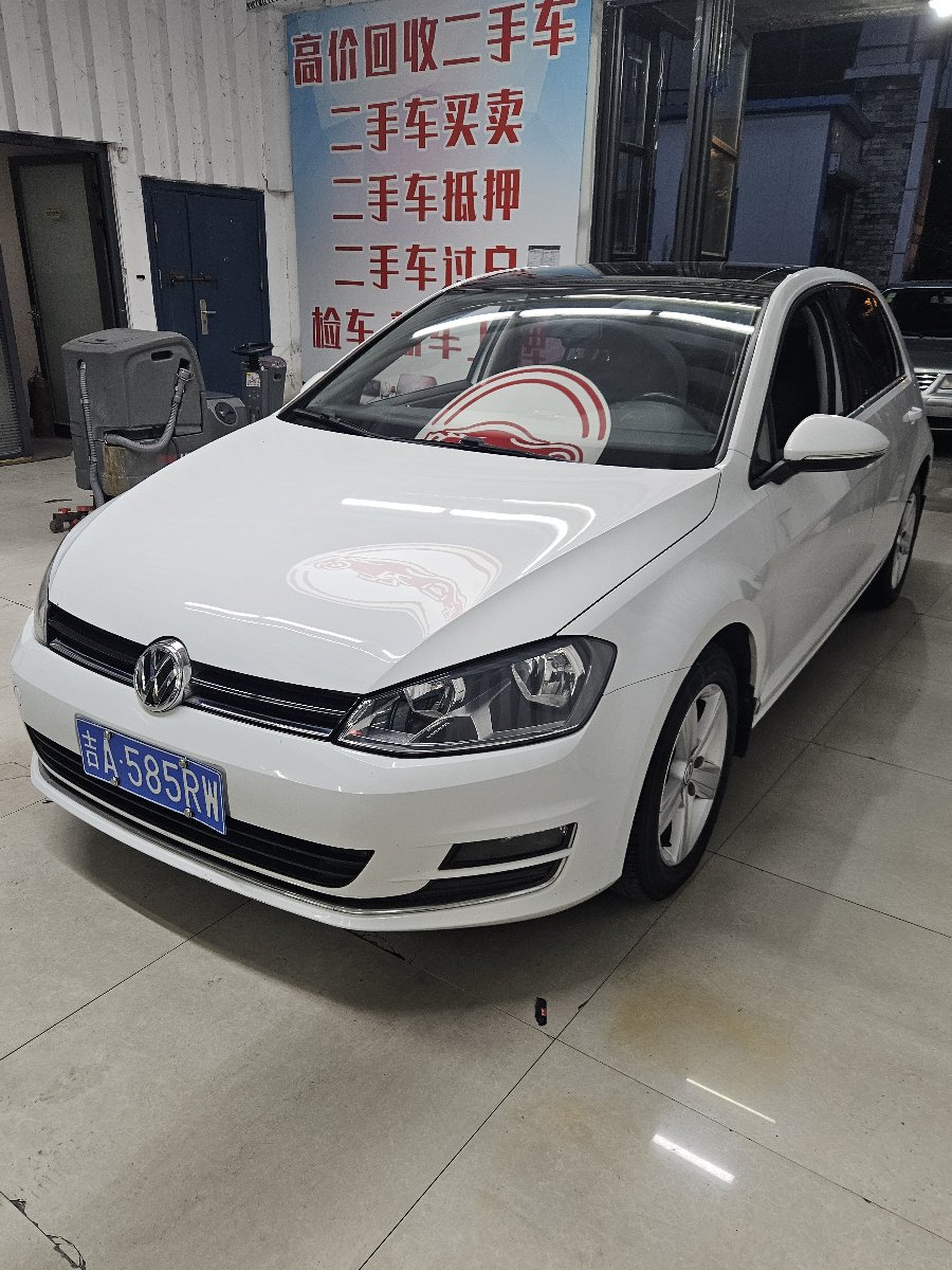 Volkswagen Golf 2016 car image #3