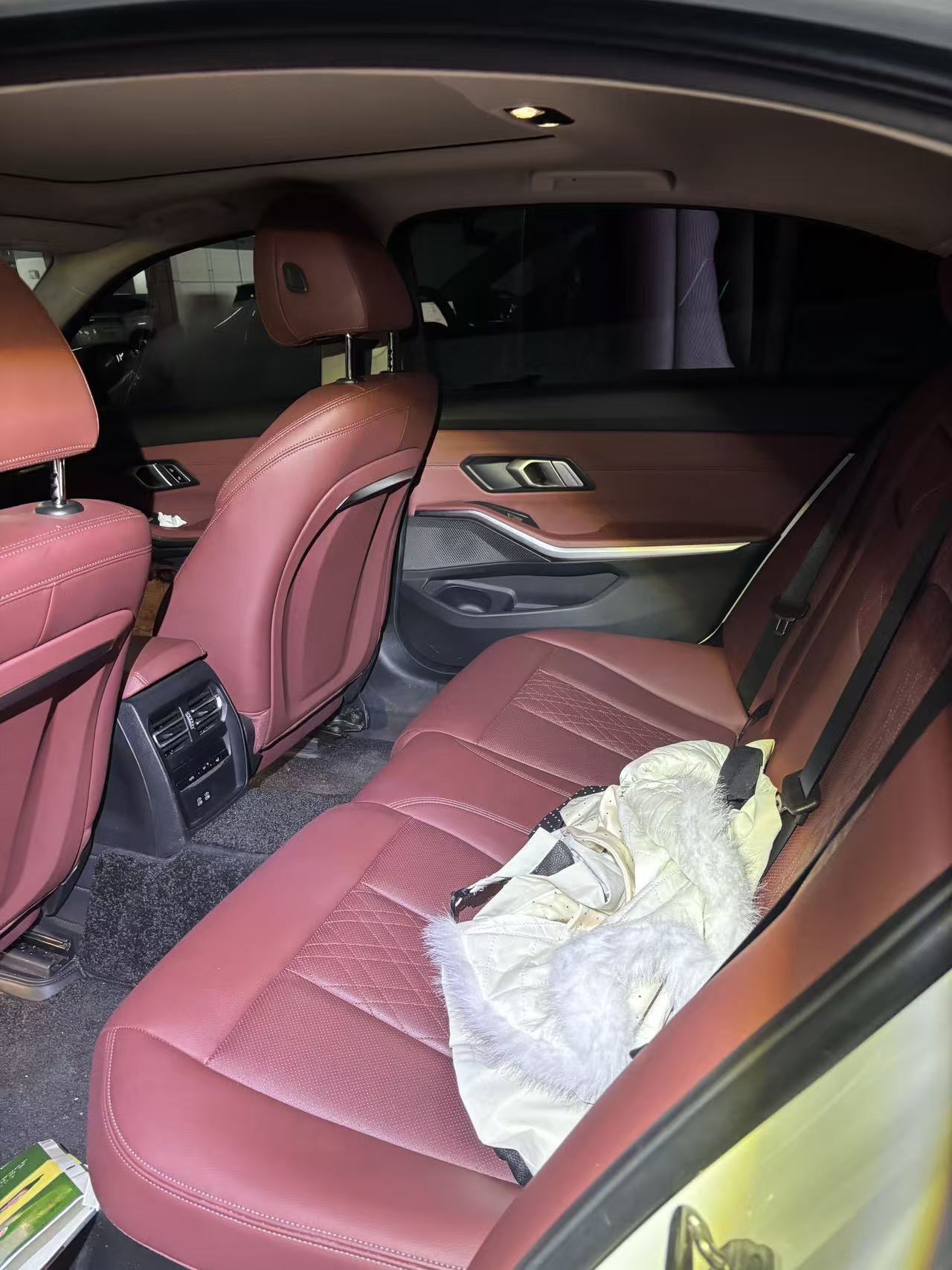 BMW 3 Series 2023 #8 BMW 3 Series 2023 car image #8