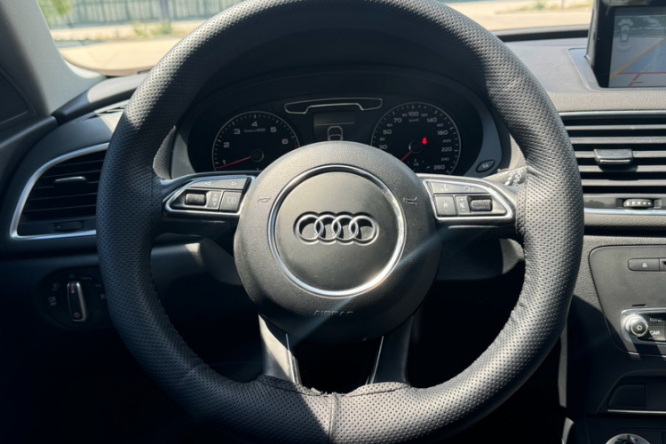 Audi Q3 2016 #14 Audi Q3 2016 car image #14