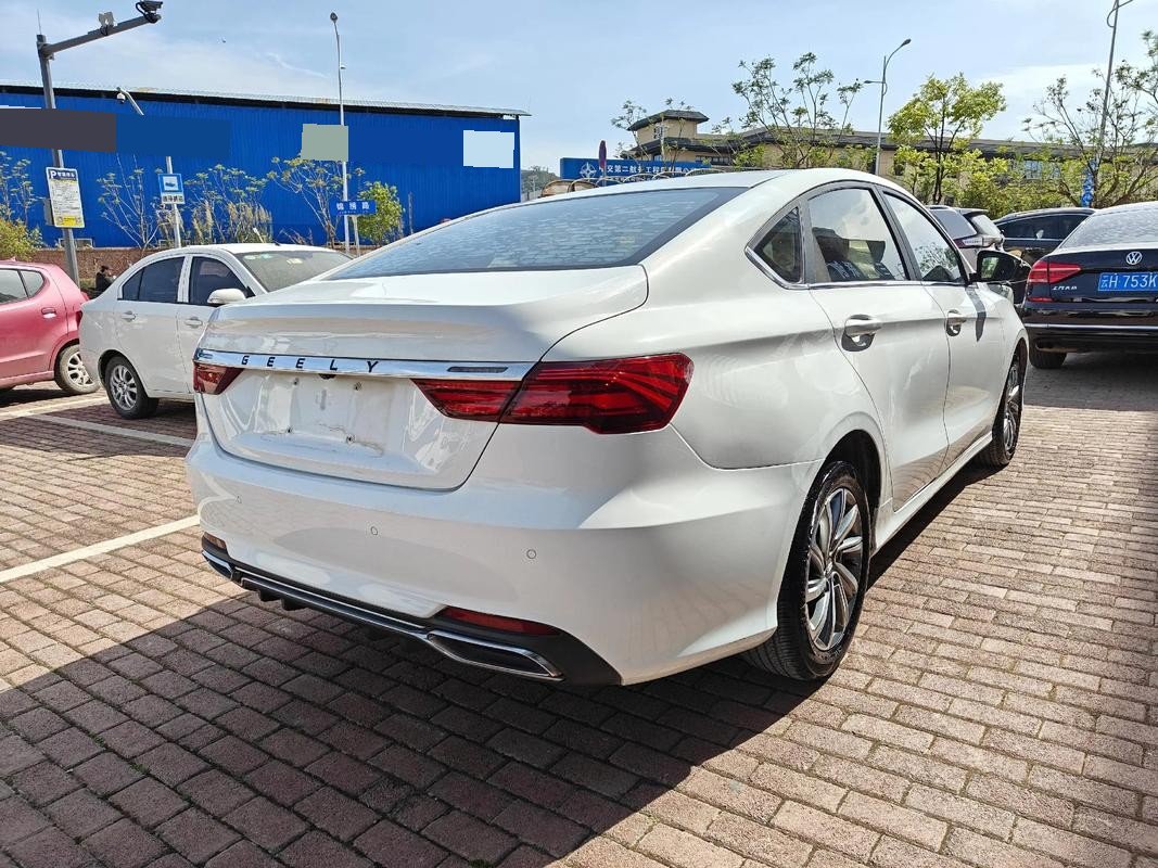 GEELY Binray 2019 car image #4