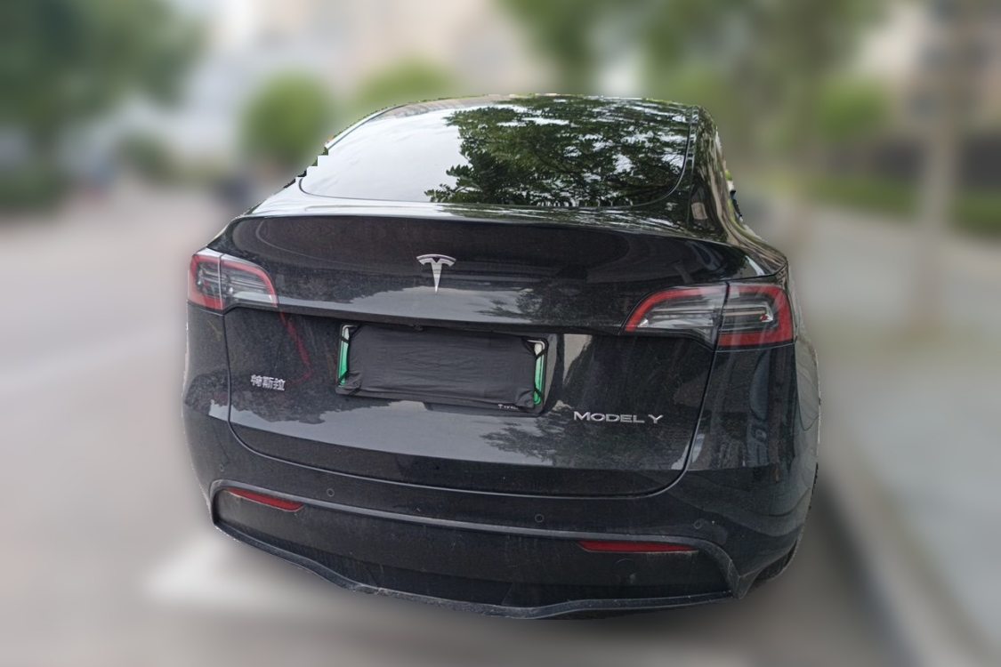 Tesla Model Y 2023 #6 Tesla Model Y 2023 car image #6