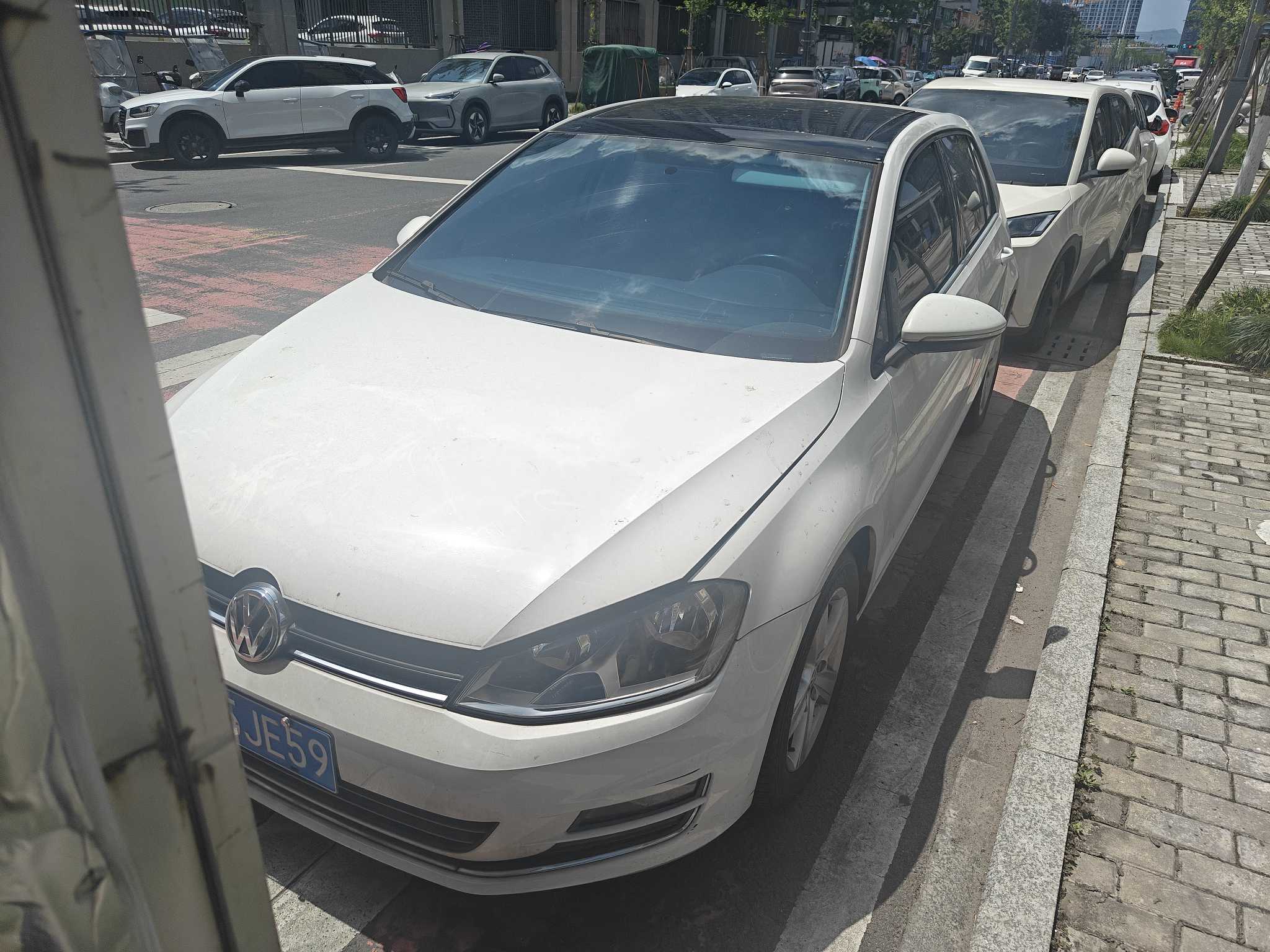 2014 2014 car image
