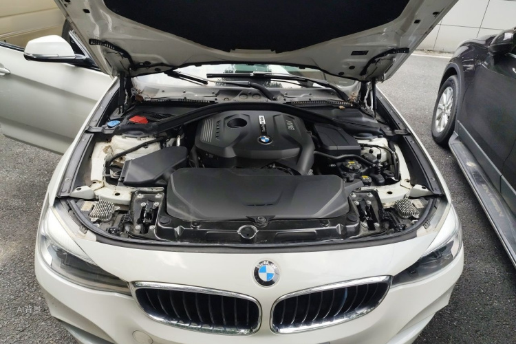 BMW 3 Series GT 2019 #22 BMW 3 Series GT 2019 car image #22