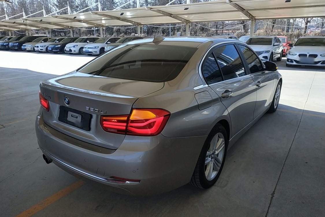 BMW 3 Series 2016 car image #2