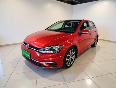 Volkswagen Golf 2020 صورة سيارة 