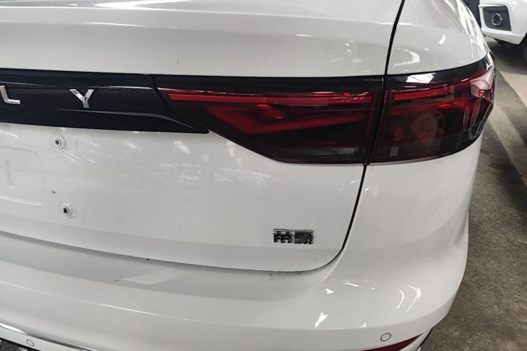 GEELY Emgrand 2024 car image #8
