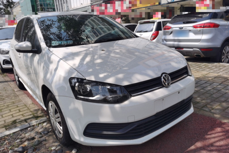Volkswagen Polo 2018 car image #4