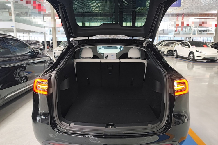 Tesla Model Y 2022 #21 Tesla Model Y 2022 immagine di auto #21
