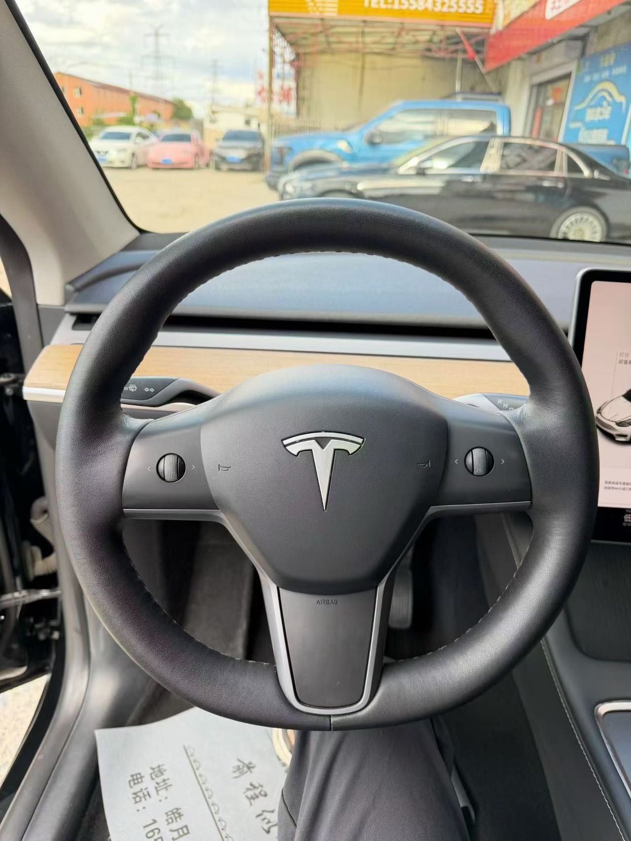 Tesla Model Y 2022 car image #5