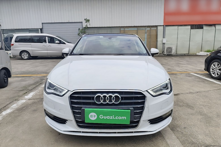 Audi A3 2016 car image #3