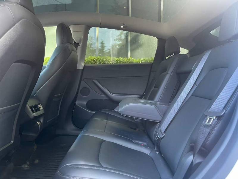 Tesla Model Y 2021 #8 Tesla Model Y 2021 car image #8