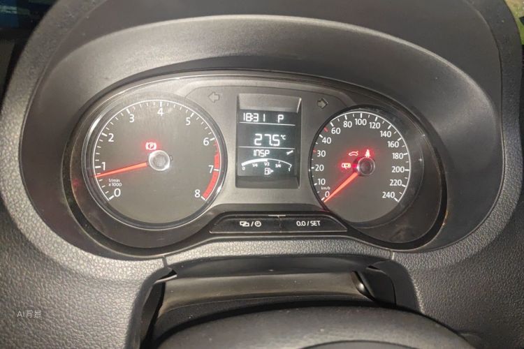 Volkswagen Polo 2018 car image #13