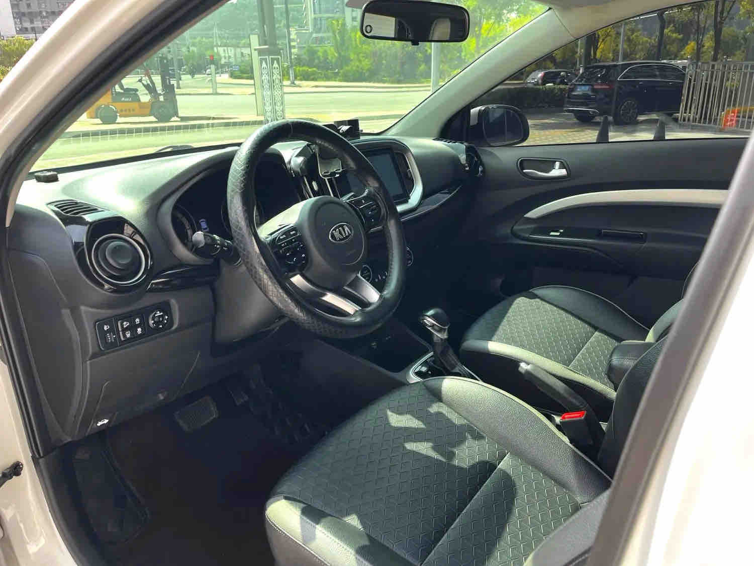 Kia KX1 2019 car image #4