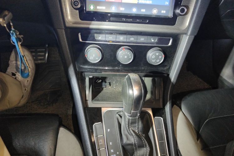 Volkswagen Golf 2015 #14 Volkswagen Golf 2015 صورة سيارة #14