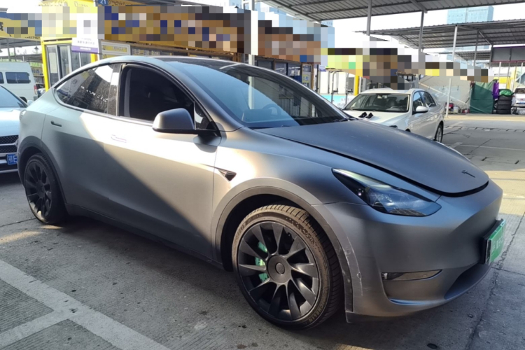 Tesla Model Y 2021 car image #4