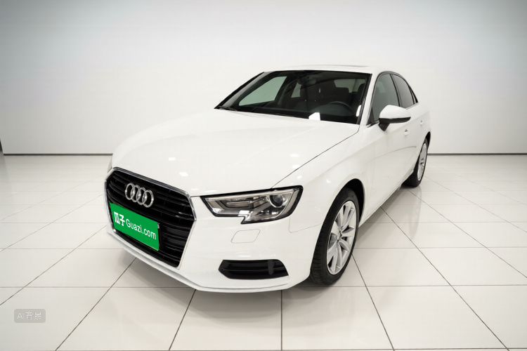 Audi A3 2018 car image #2