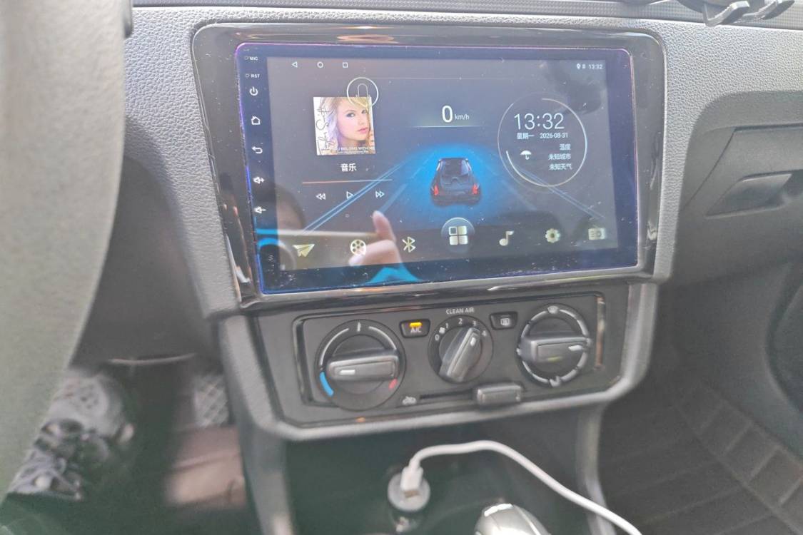Volkswagen Santana 2019 car image #26