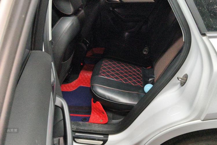 Audi Q3 2017 #19 Audi Q3 2017 car image #19