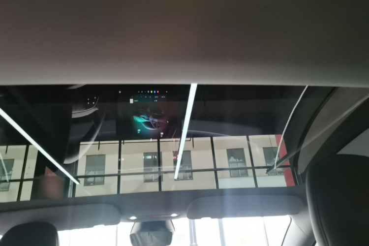 Tesla Model 3 2024 car image #20