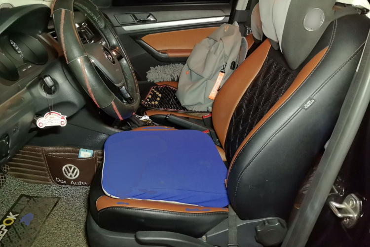 Volkswagen Lavida 2020 car image #15