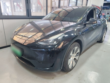 Tesla Model Y 2022 car image 