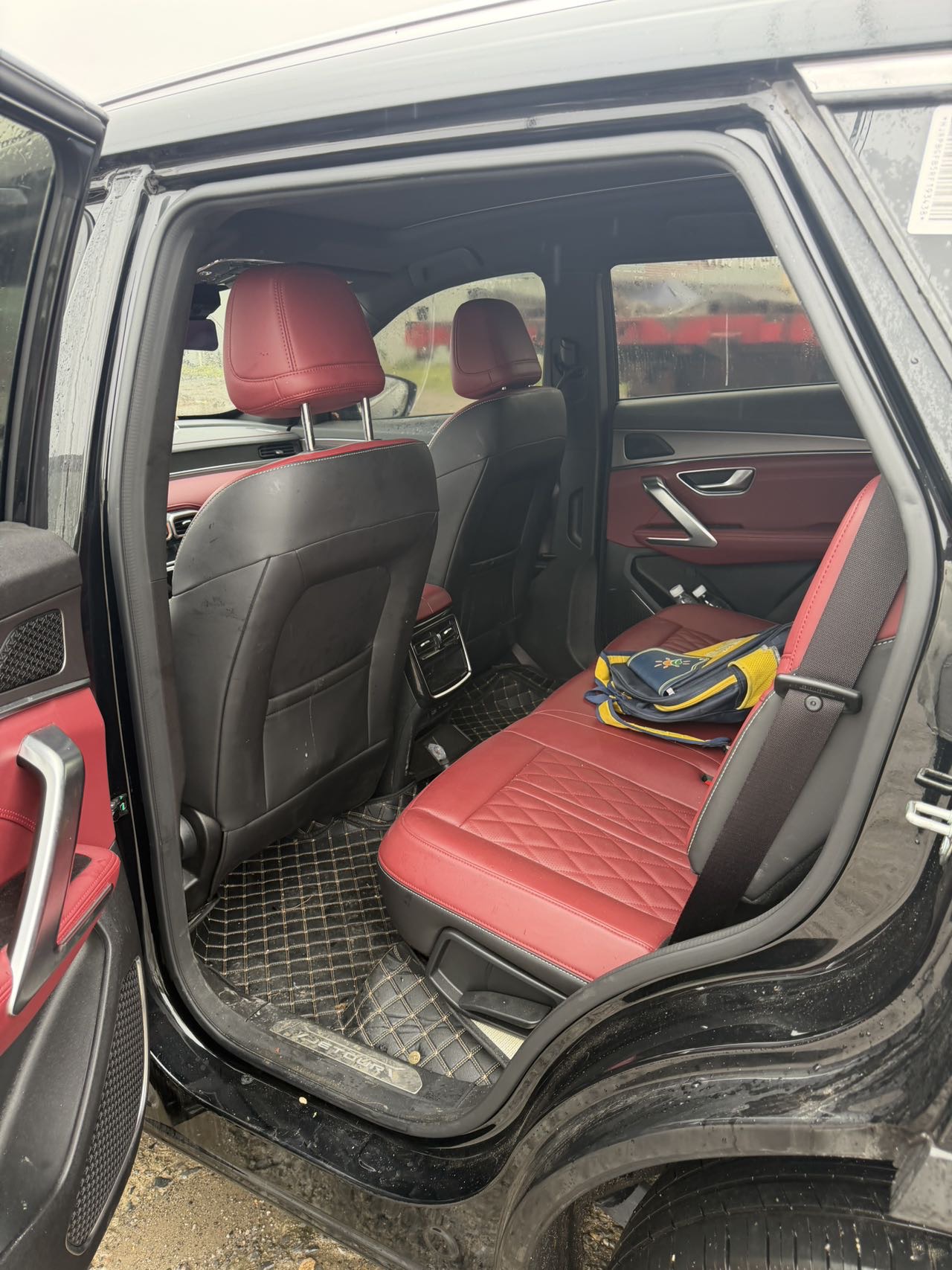 Jetour X70 PLUS 2025 #4 Jetour X70 PLUS 2025 car image #4