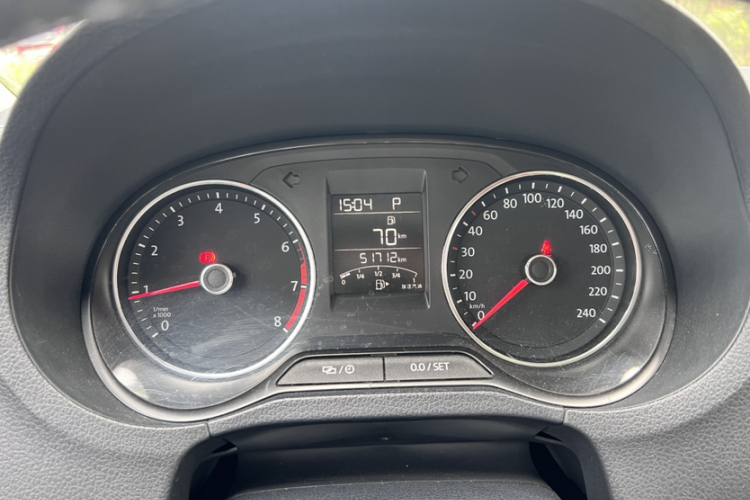 Volkswagen Polo 2018 car image #8