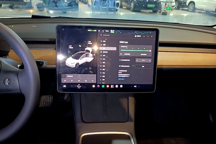 Tesla Model 3 2021 #13 Tesla Model 3 2021 car image #13