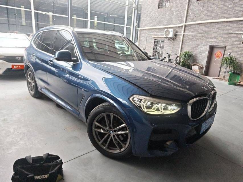 BMW X3 2020 car image #3