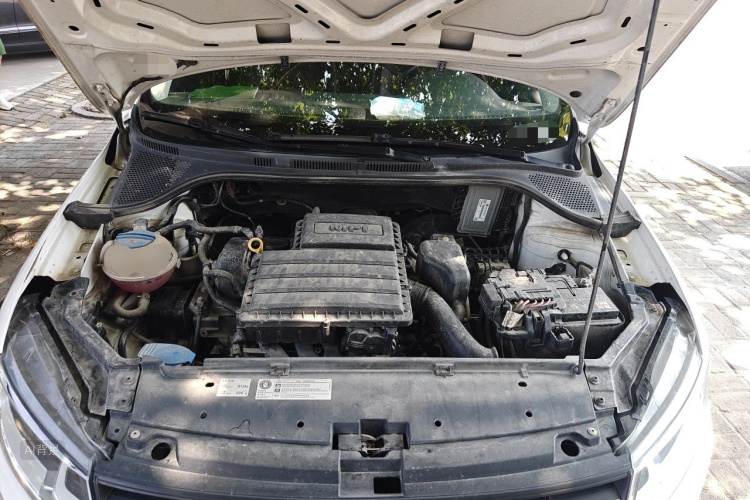 Volkswagen Santana 2018 car image #22