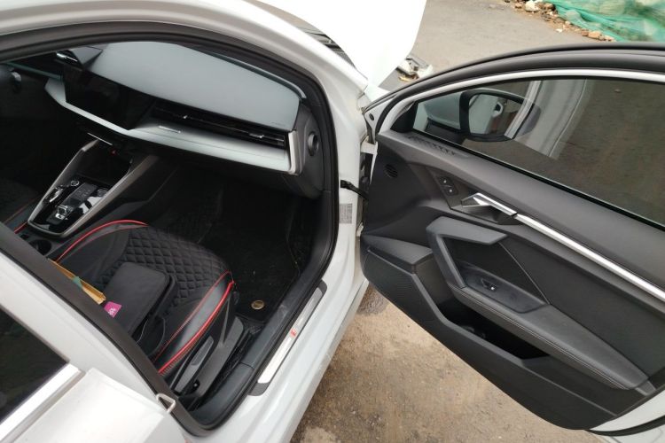 Audi A3 2022 immagine di auto #23