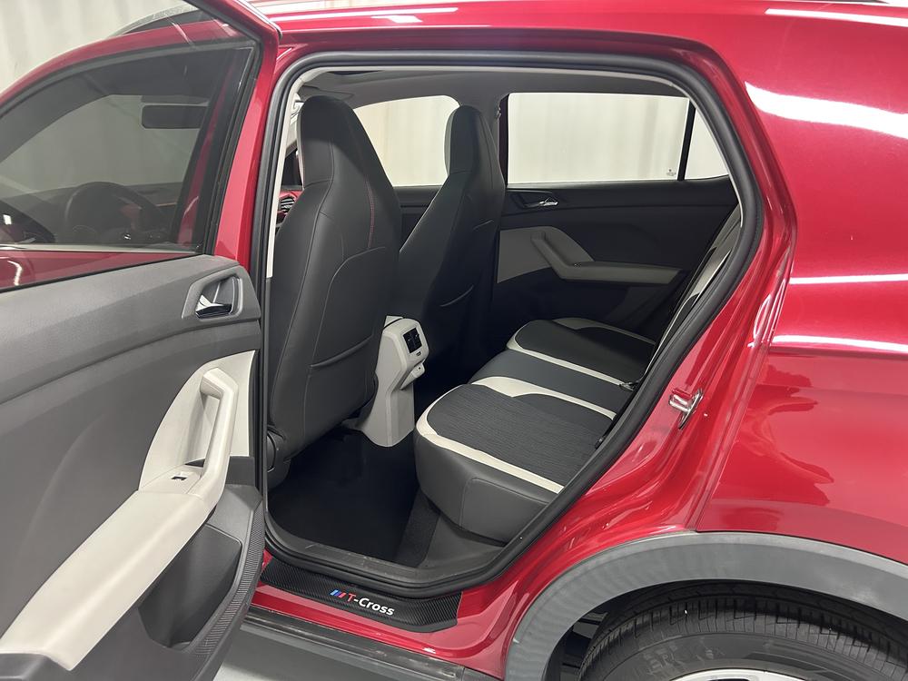 Volkswagen T-Cross 2021 #18 Volkswagen T-Cross 2021 car image #18