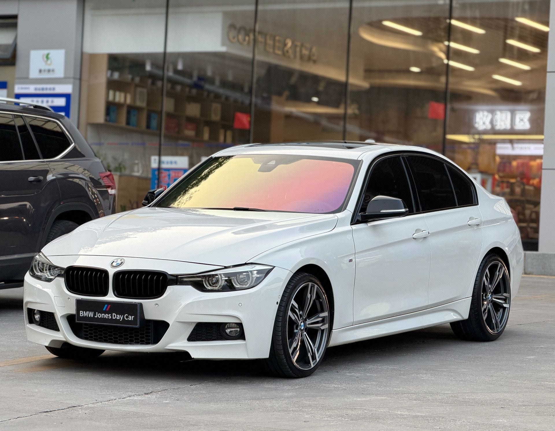 BMW 3 Series 2018 BMW 3 Series 2018 immagine di auto
