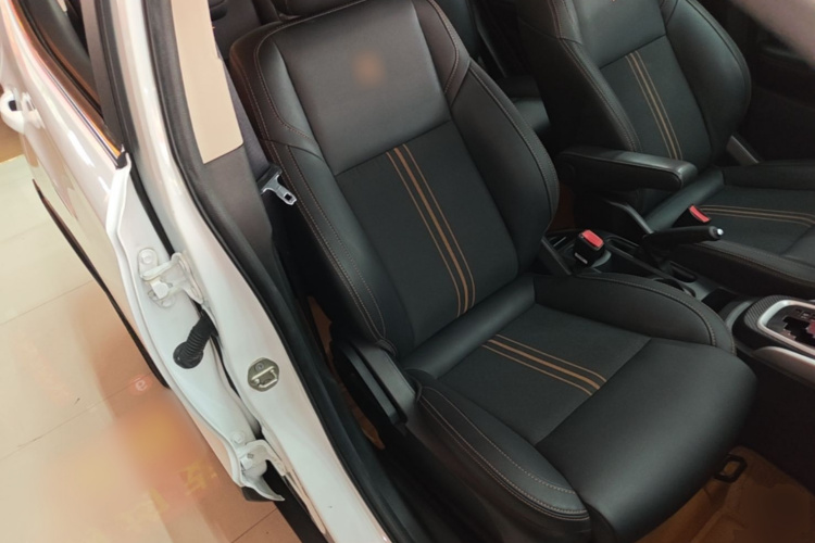BYD Yuan 2017 imagem de carro #24