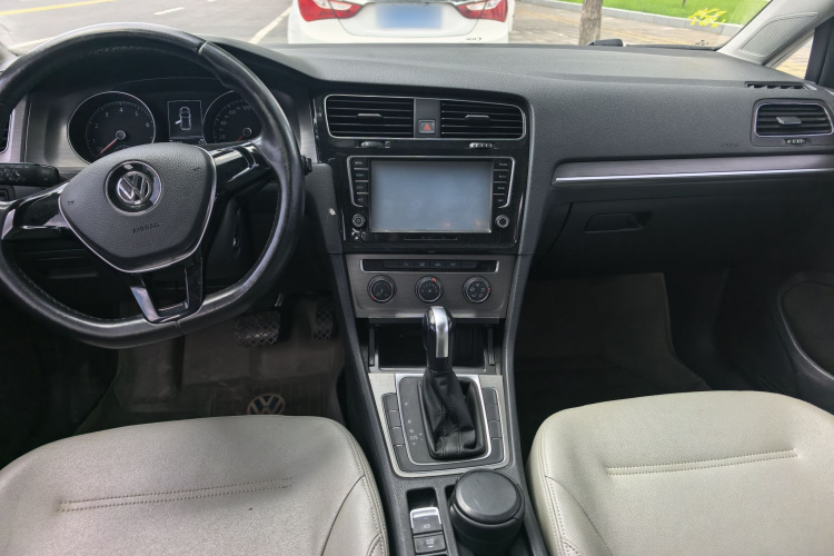 Volkswagen Golf 2015 #11 Volkswagen Golf 2015 car image #11