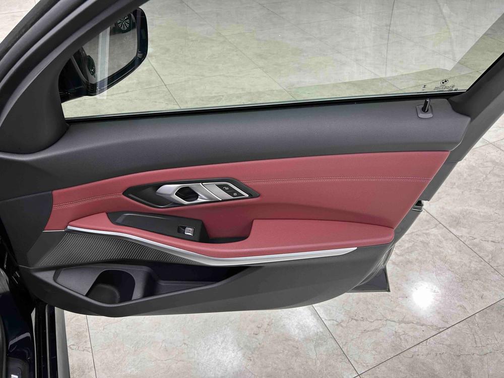 BMW 3 Series 2023 #15 BMW 3 Series 2023 car image #15