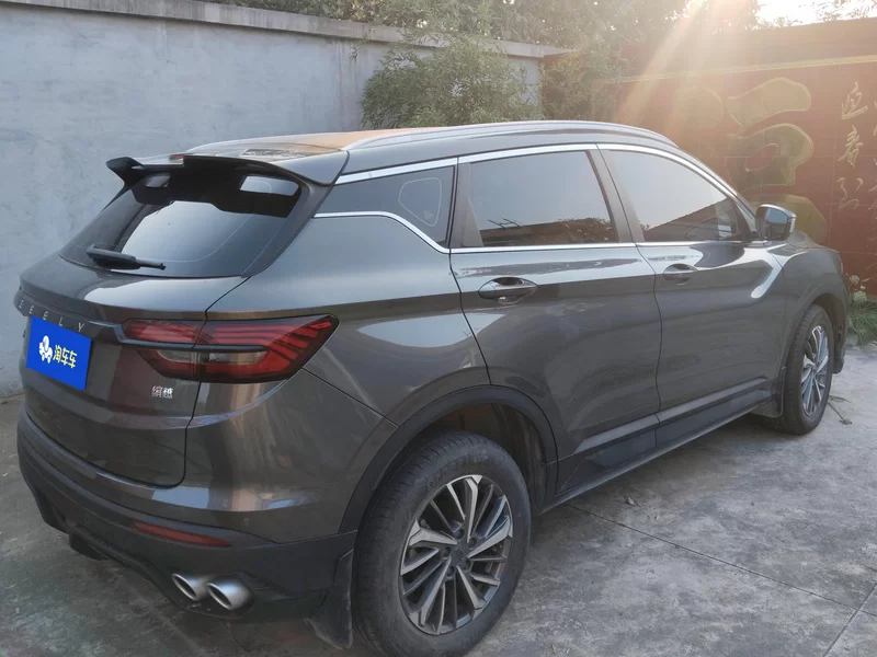 GEELY Coolray 2023 car image #2