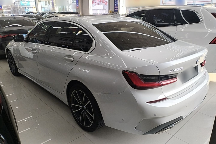 BMW 3 Series 2020 car image #5