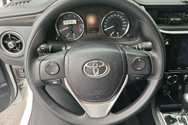 Toyota Corolla 2018 #11 Toyota Corolla 2018 car image #11