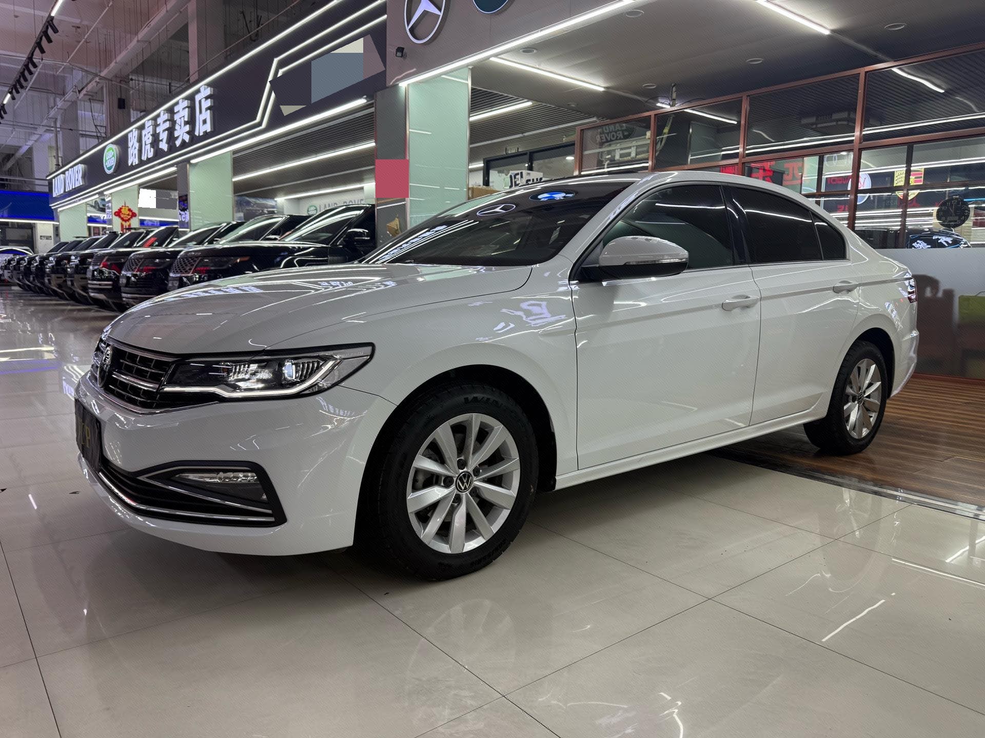 2022 2022 car image