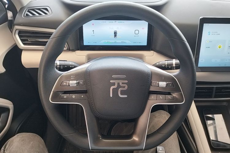 BYD YuanUP 2025 car image #11