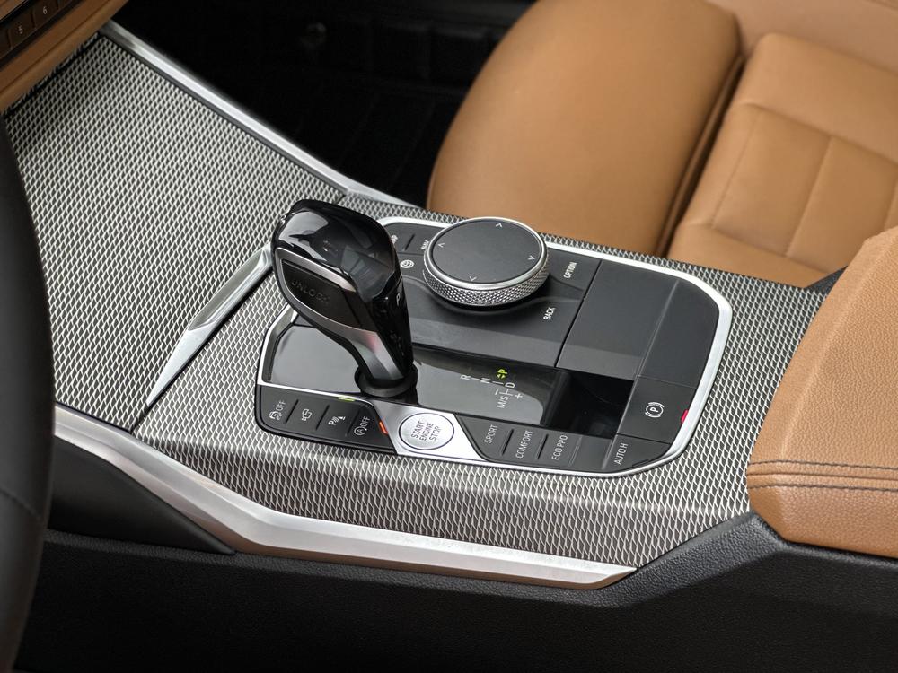 BMW 3 Series 2019 #14 BMW 3 Series 2019 car image #14